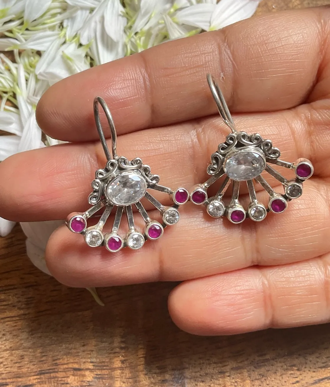 The Visara Silver Gemstone Earrings (Red & White)