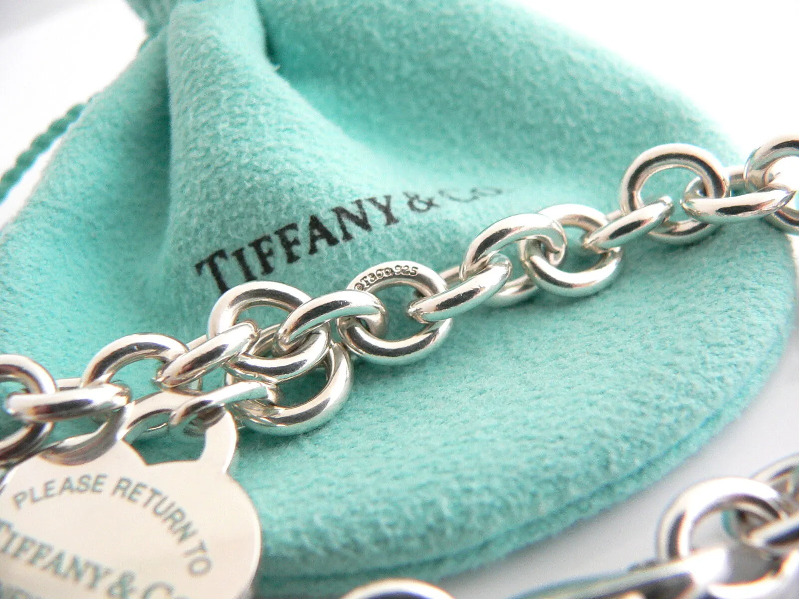 Tiffany & Co Return to Silver Blue Enamel Heart Bracelet Bangle Charm 8 In Gift