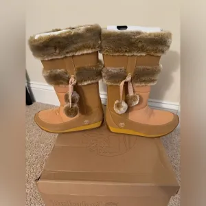 Timberland Juniors Winterberry Tall Fur Boots - Wheat (Size: 4M)