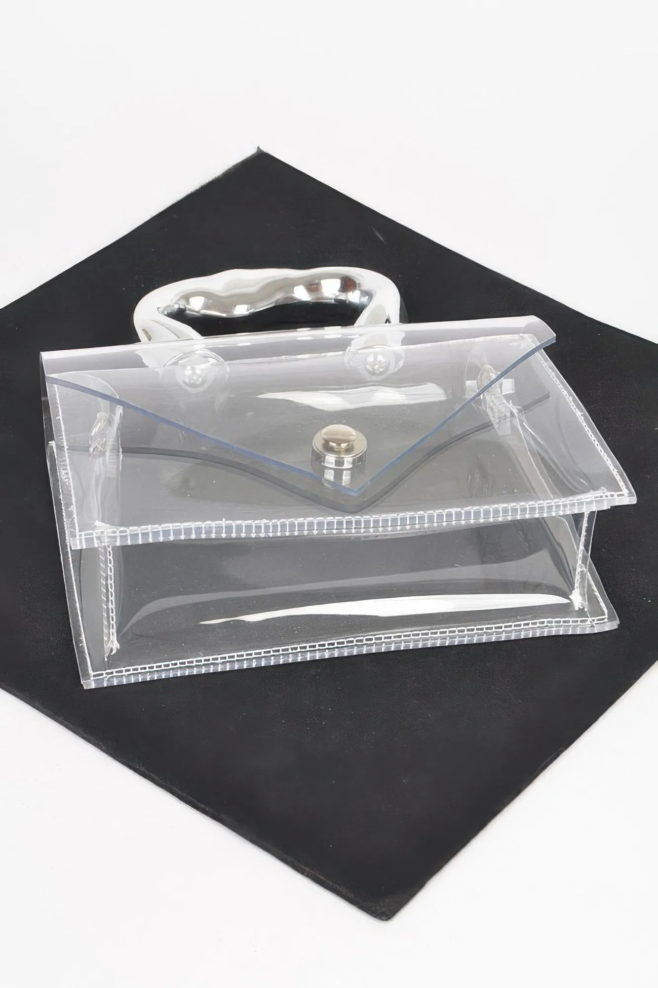 Transparent Ccb Handle Flap Clutch