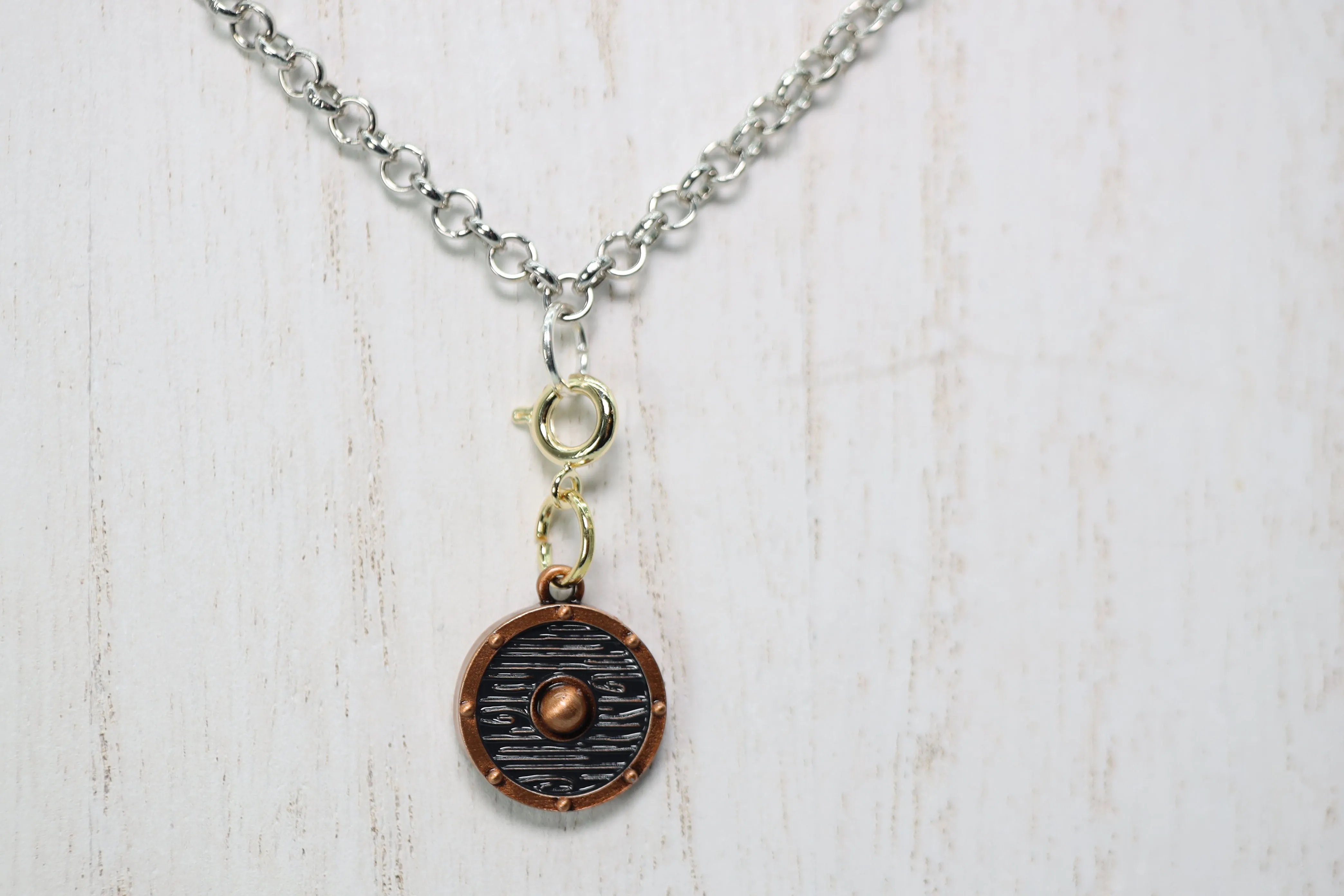 Traveler's Trinkets: Buckler Shield Charm