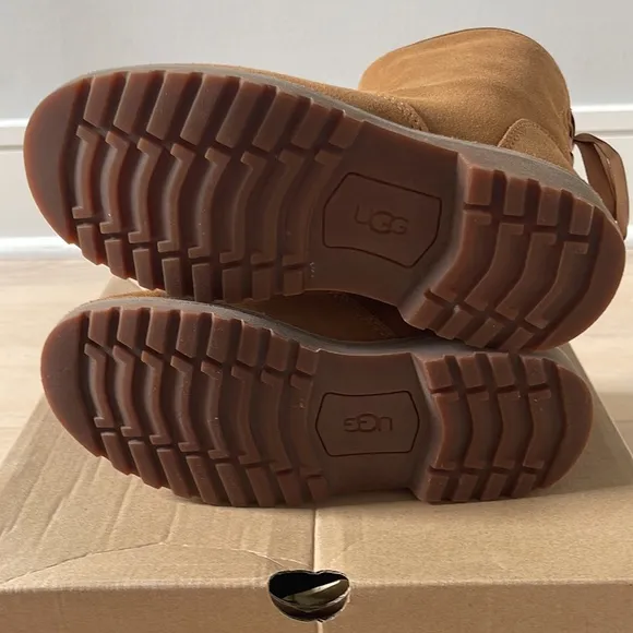 UGG | CORENE BOOTS