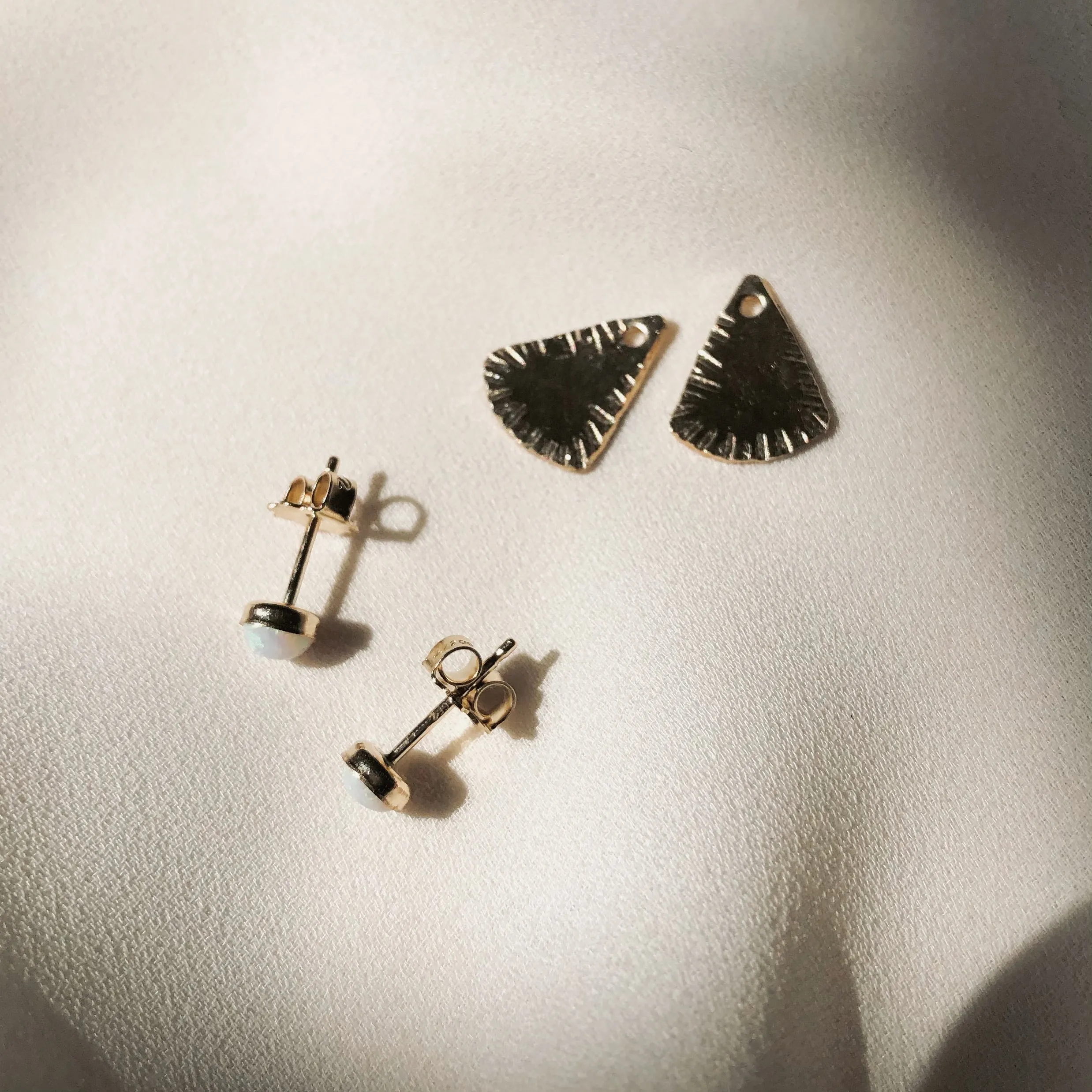 ULA EARRINGS