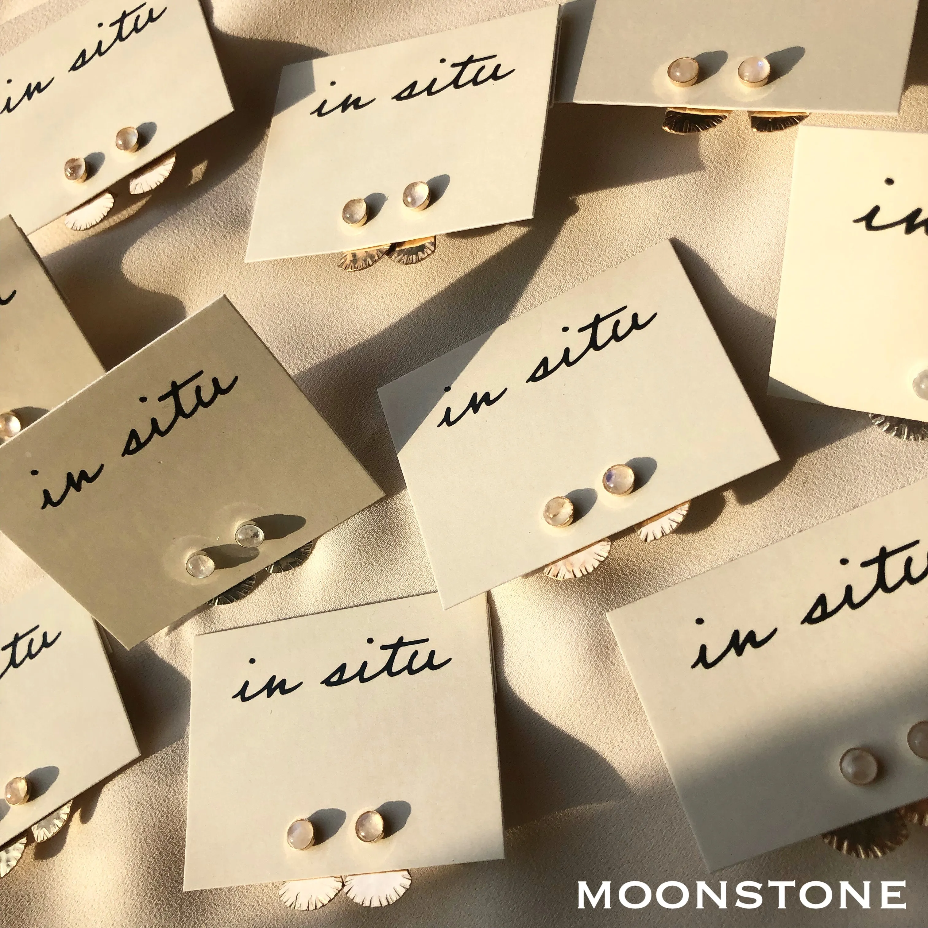 ULA EARRINGS