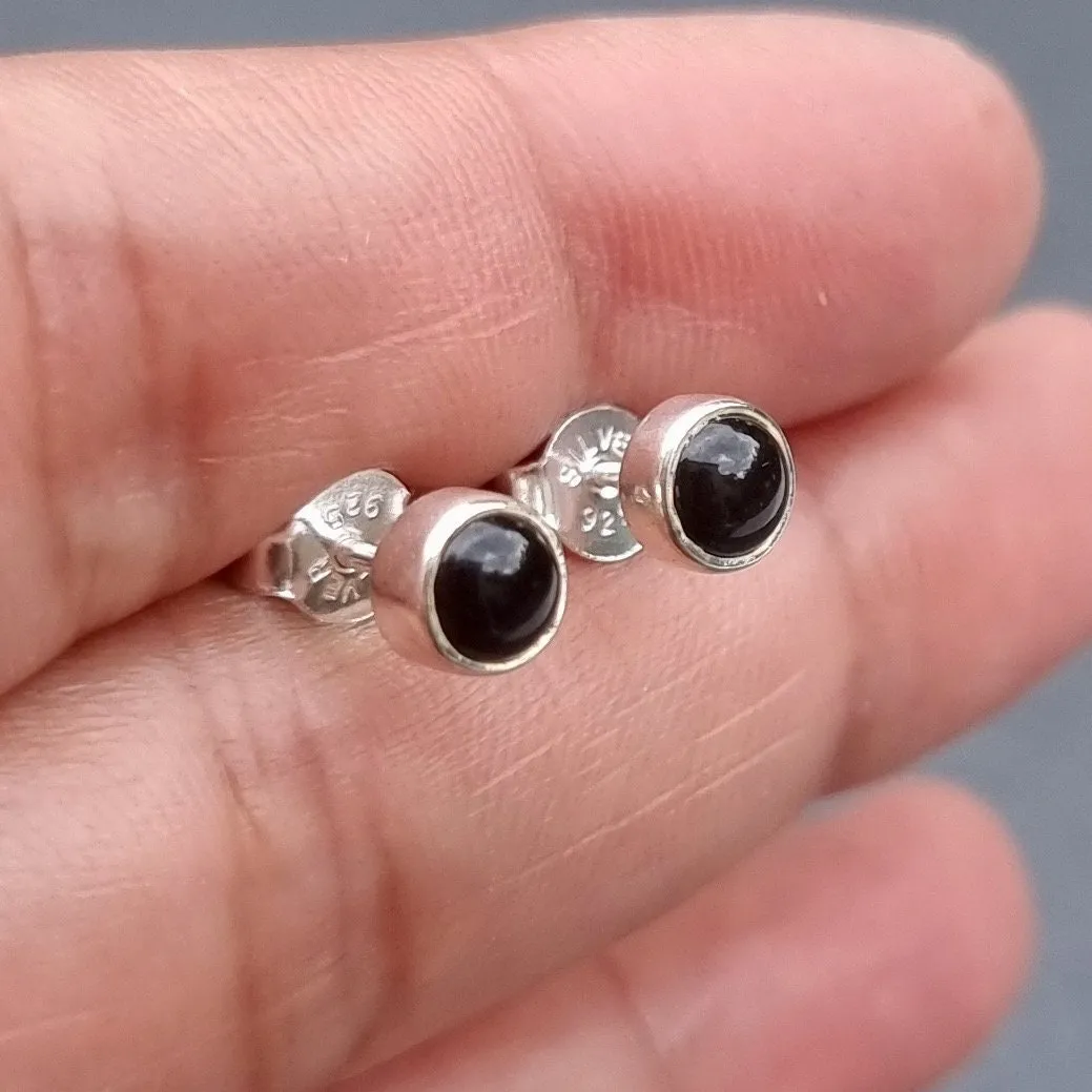 Unisex 5mm & 6mm Round Black Onyx 925 Silver Studs, S15O