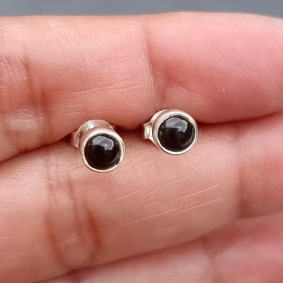 Unisex 5mm & 6mm Round Black Onyx 925 Silver Studs, S15O