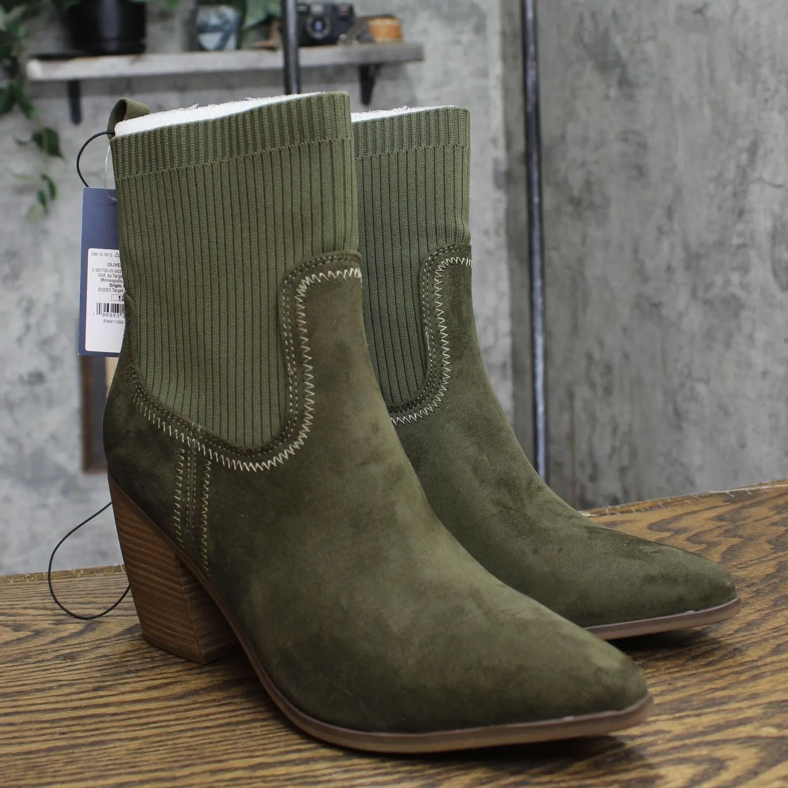 Universal Thread Womens Kinley Ankle Boots 88225814 Dark Olive Green 12M