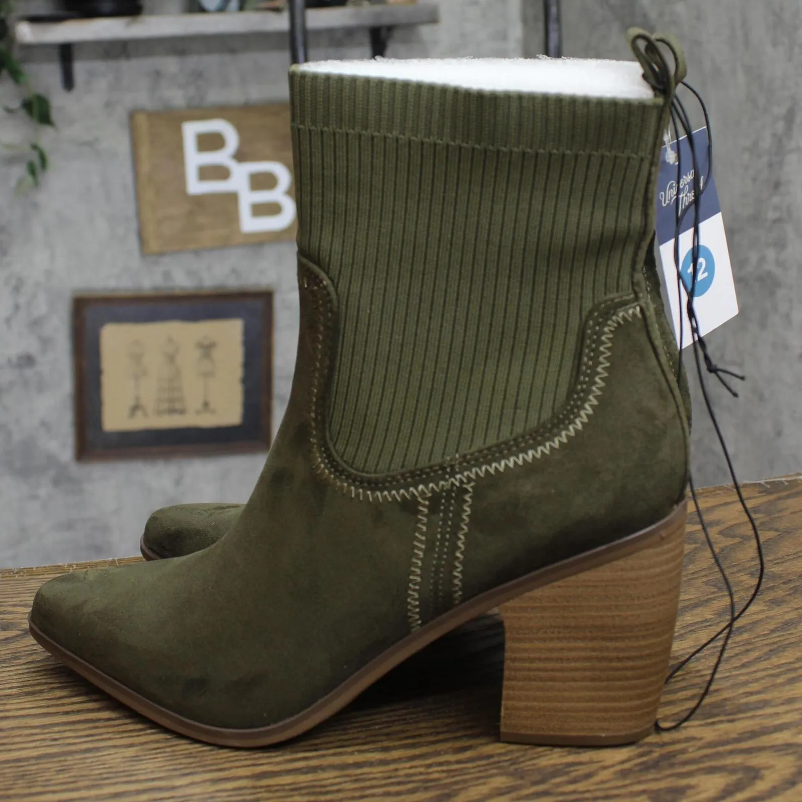 Universal Thread Womens Kinley Ankle Boots 88225814 Dark Olive Green 12M