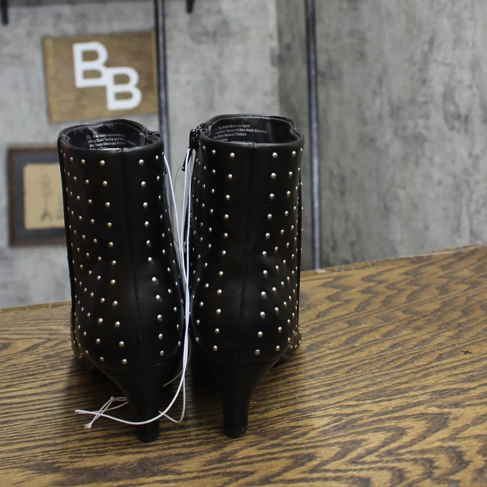 Universal Thread Womens Taylor Jet Studded Kitten Heel Ankle Boots Black 7.5M