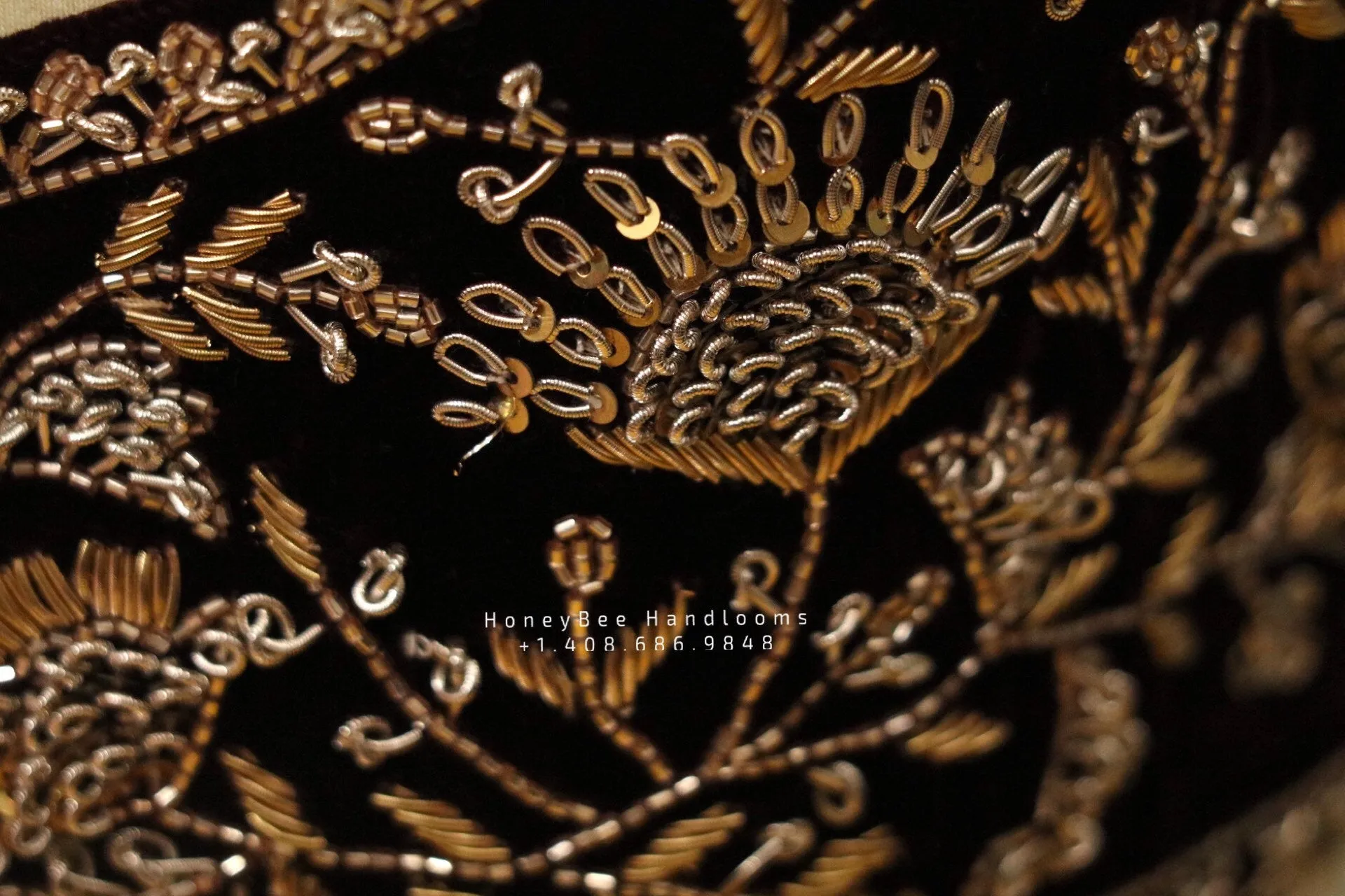 Velvet blouse indian,Latest indian blouse designs,saree blouse designs indian,saree stitched blouse,south indian blouse,designer blouse