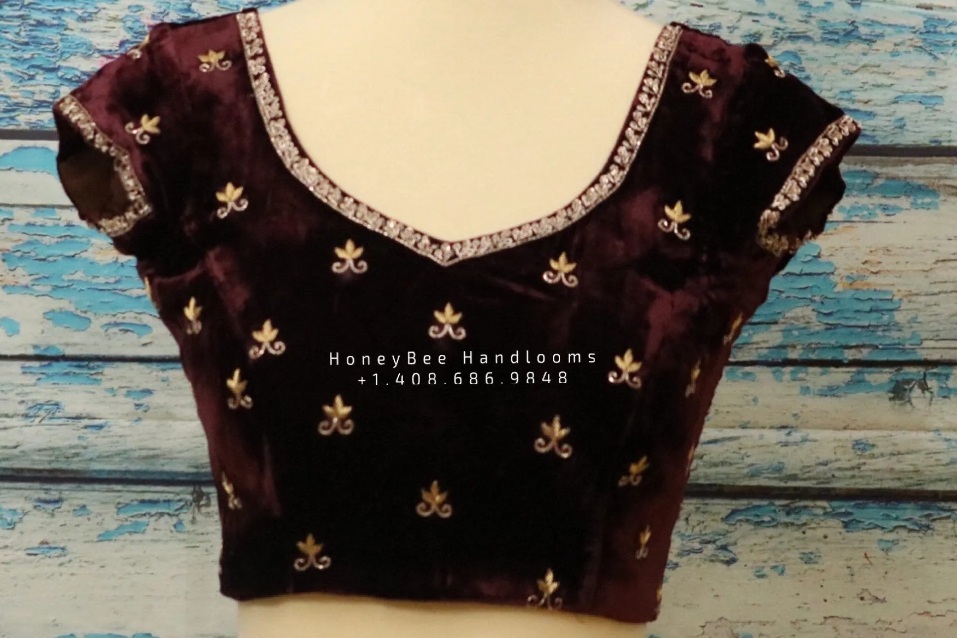 Velvet blouse indian,Latest indian blouse designs,saree blouse designs indian,saree stitched blouse,south indian blouse,designer blouse
