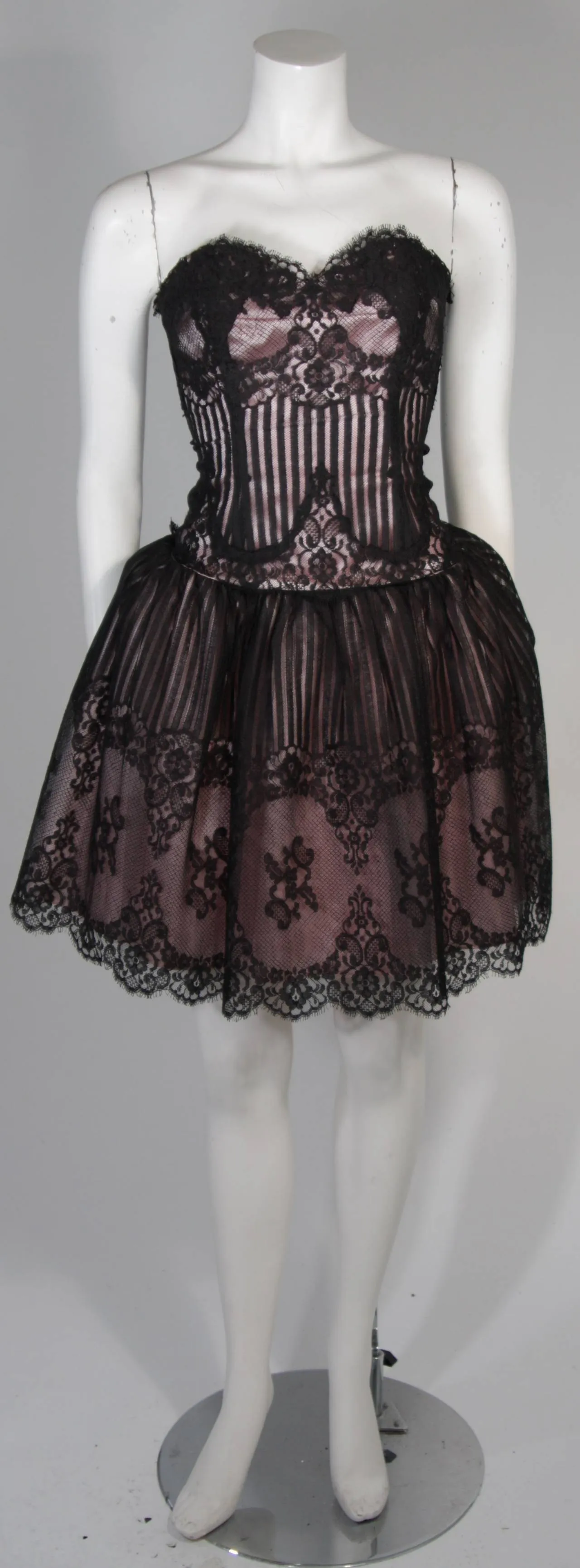 VICTOR COSTA Black with Metallic Accents Cocktail Dress Size 4
