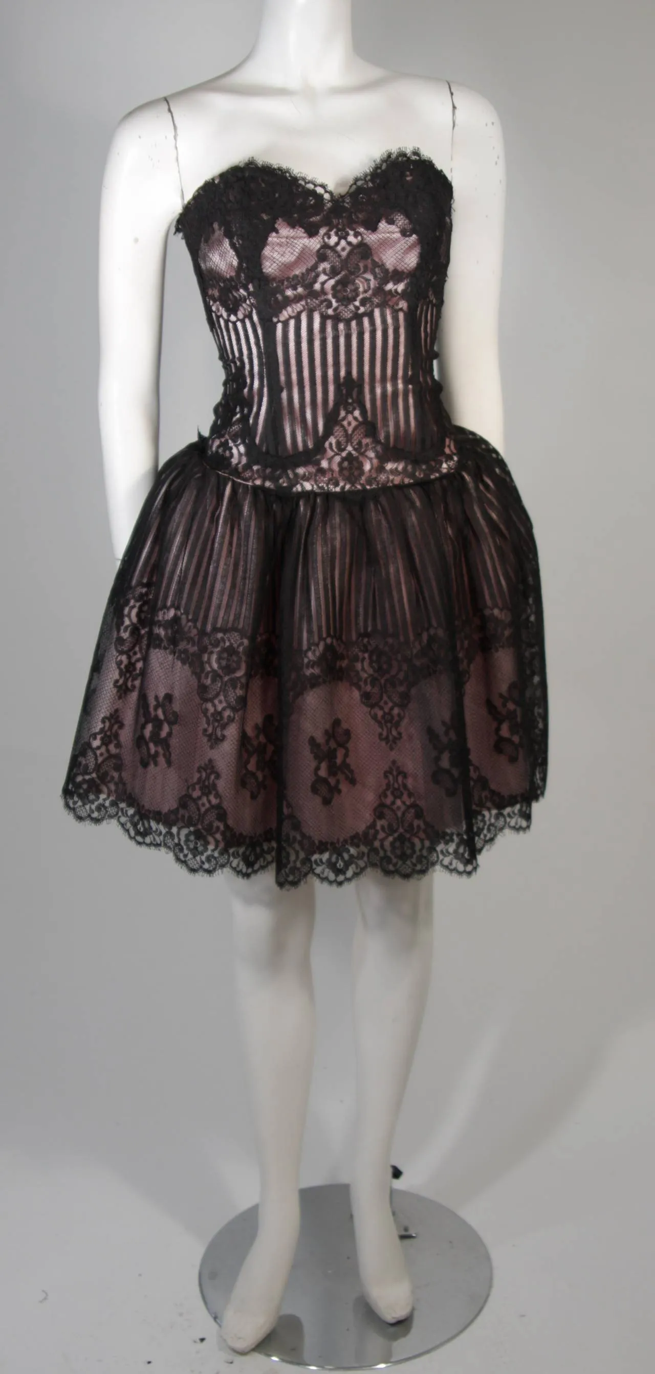 VICTOR COSTA Black with Metallic Accents Cocktail Dress Size 4