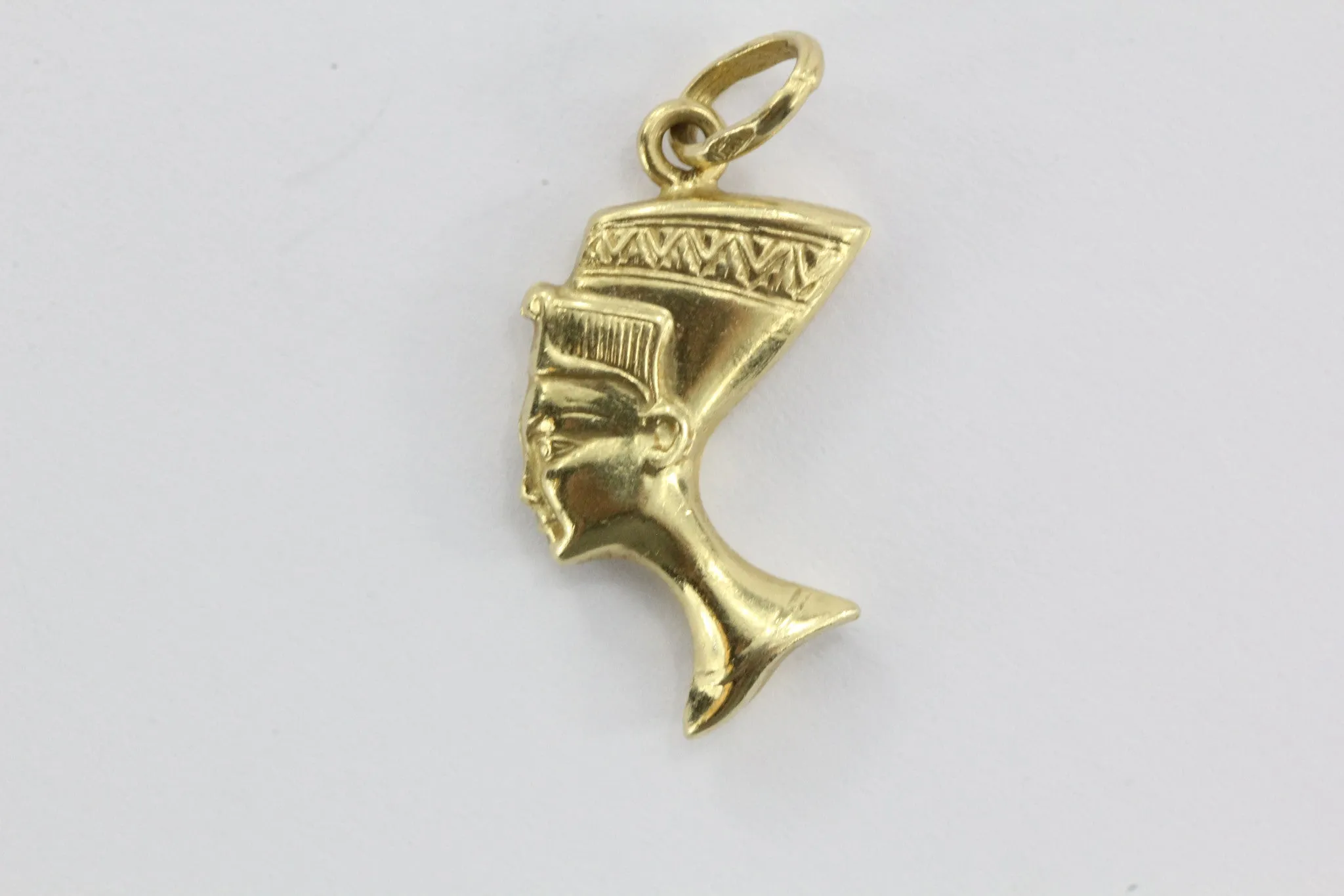 Vintage 14K Gold Egyptian Bust of Queen Nefertiti Charm Pendant