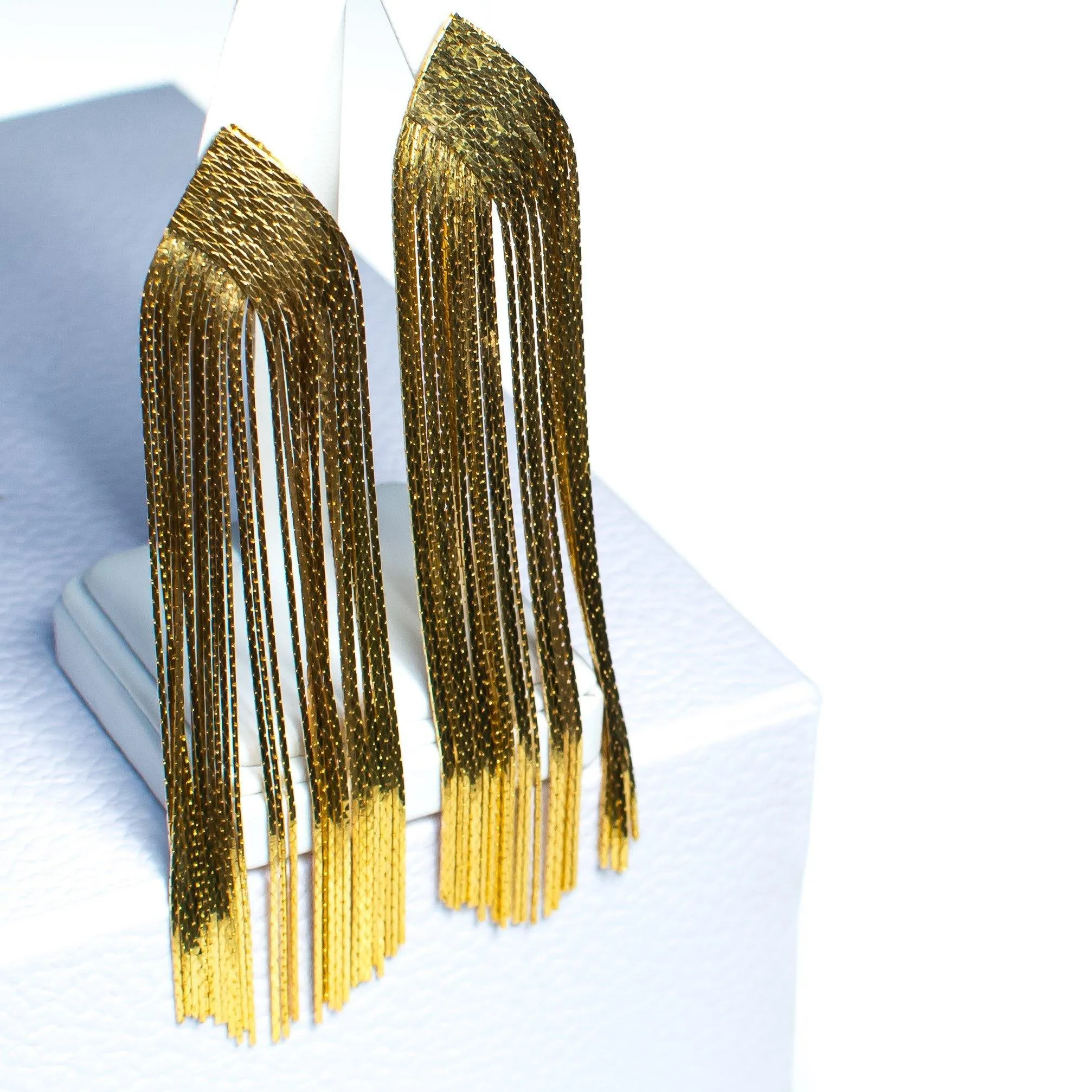 Vintage 1970s Gold Tone Waterfall Tassel Chandelier Dangle Statement Earrings, Posts