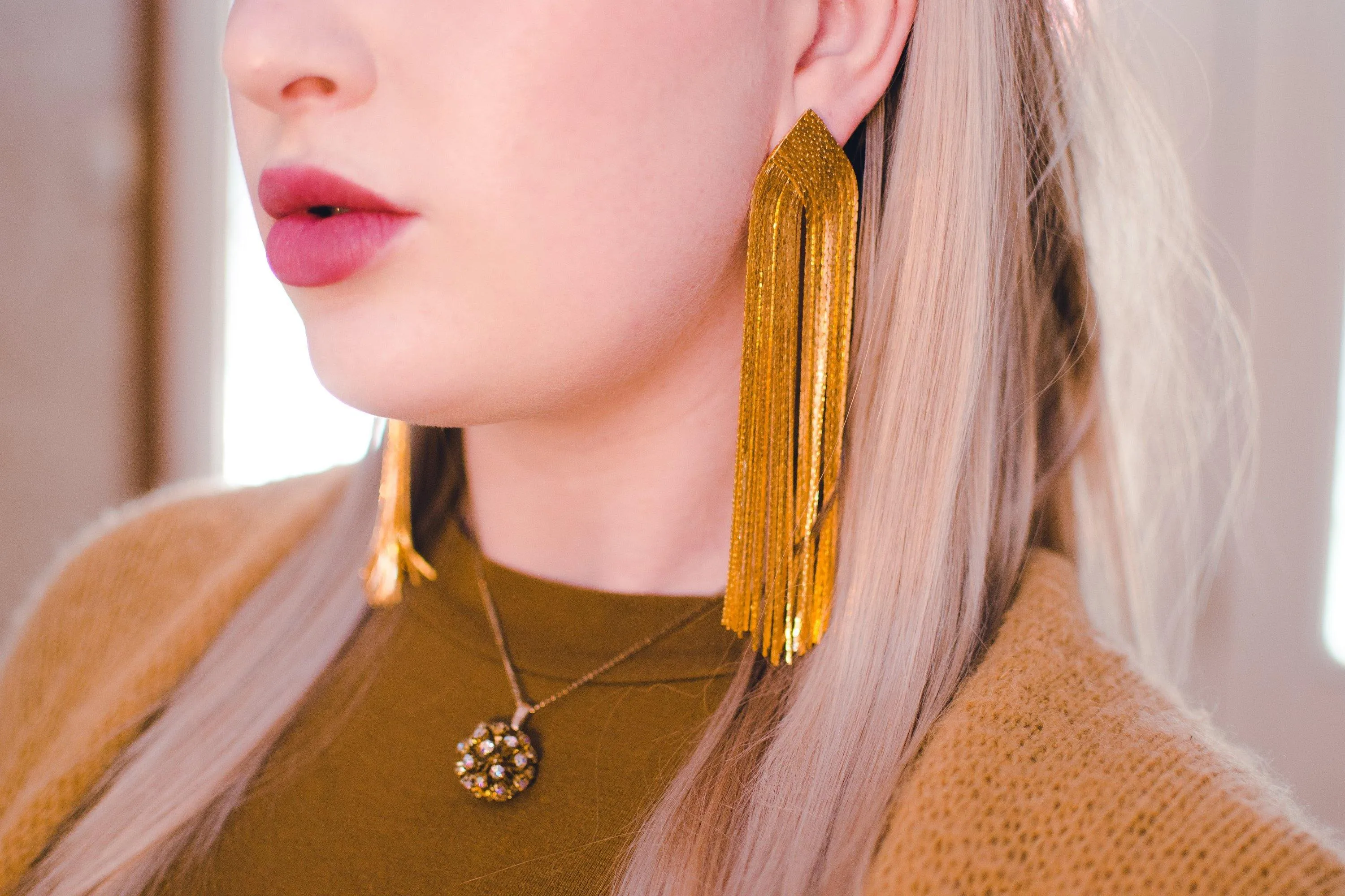 Vintage 1970s Gold Tone Waterfall Tassel Chandelier Dangle Statement Earrings, Posts
