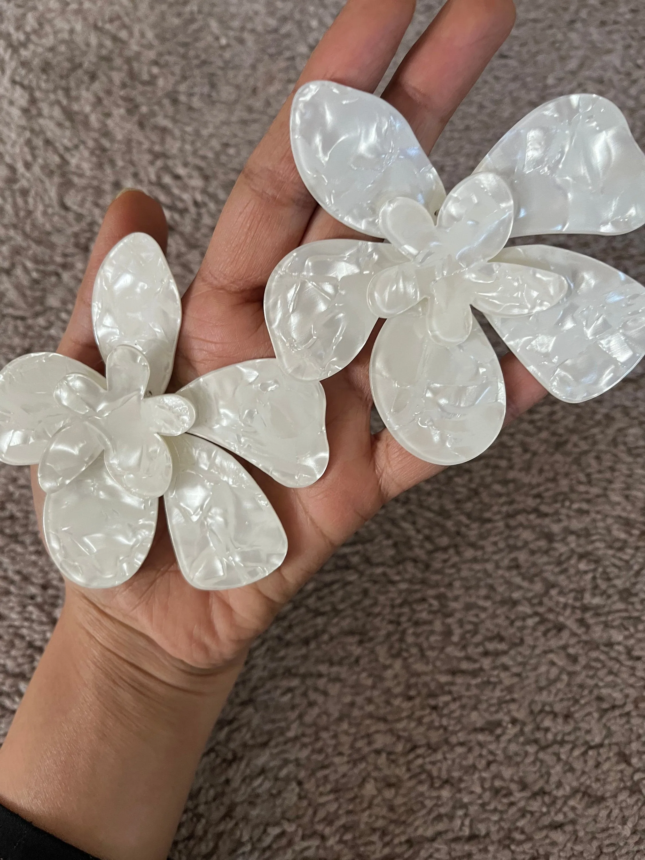 White flower earrings , huge white feathered earrings , large Snow White earrings , white earrings , big long white earrings acrylic floral