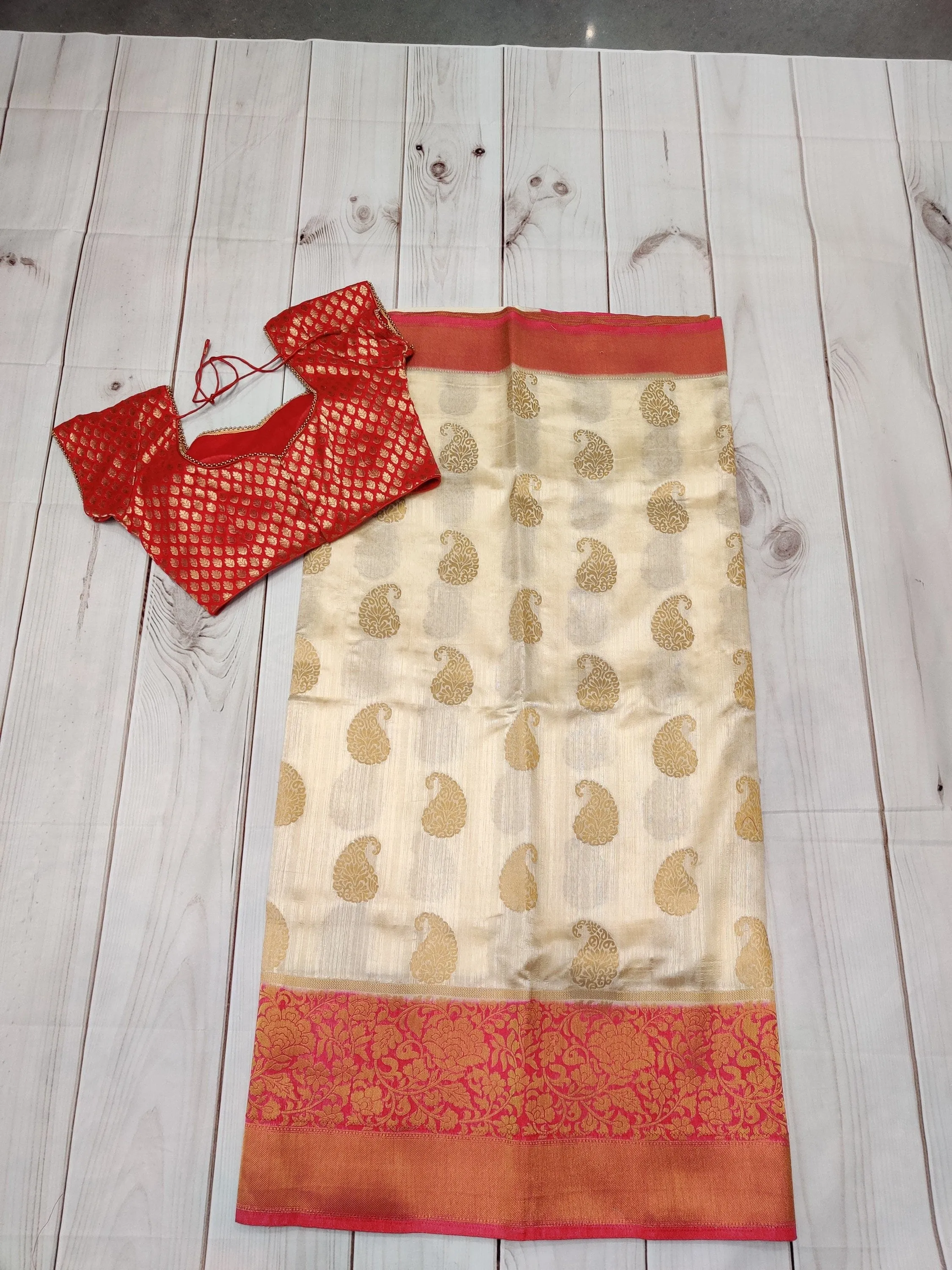 White silk saree,red Blouse,Saree Belt,Saree stitched blouse,handloom sarees,Ready to wear saree blouse,Stitchedsareeblouse