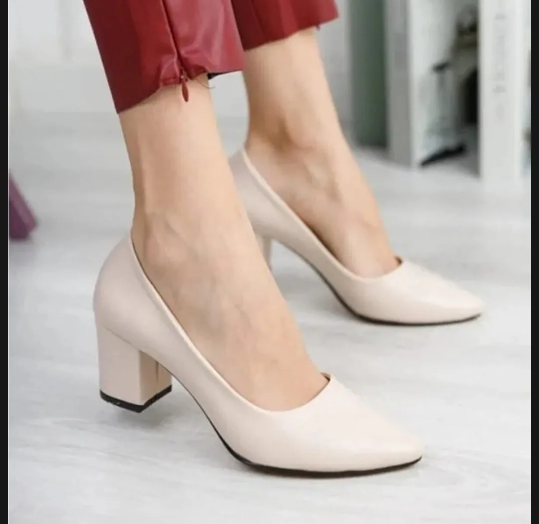 Women Block Heels Sandal Easy to Walk Comfortable Heels Sandal Best For Women Fashion