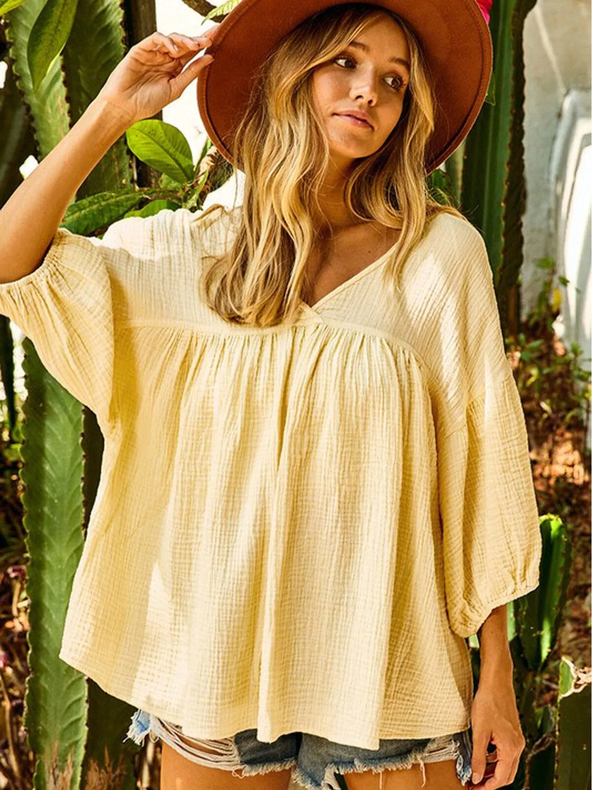 WOMEN'S 3/4 SLEEVE V-NECK TUNIC BLOUSE