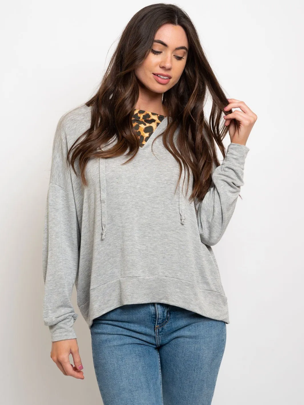 WOMEN'S DROP SHOULDER LEOPARD HOODIE