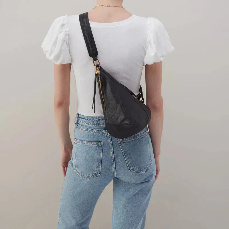 WOMEN'S HOBO SWAY SMALL SLING | BLACK PEBBLED LEATHER