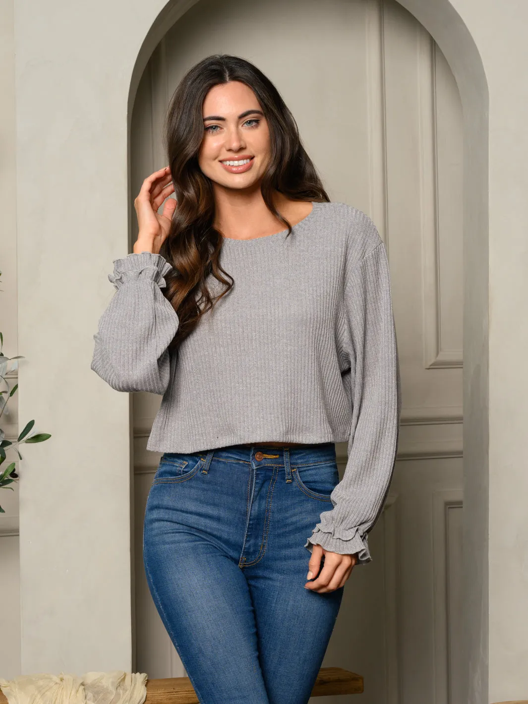 WOMEN'S LONG RUFFLE SLEEVE SOLID RIBBED TOP