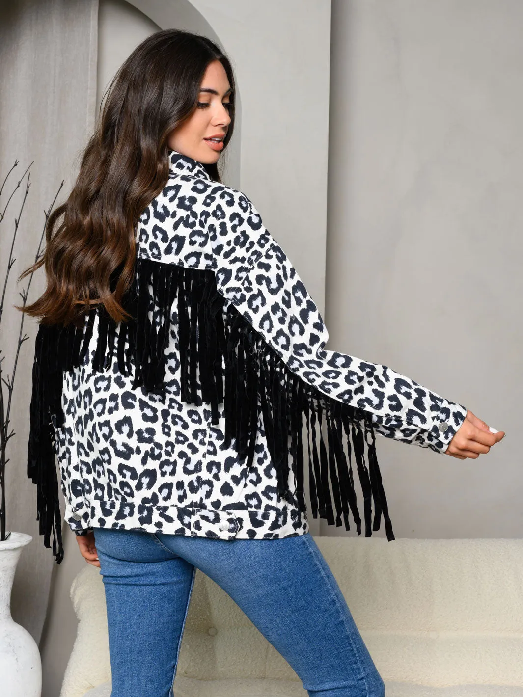 WOMEN'S LONG SLEEVE ANIMAL PRINT FRINGE DENIM JACKET