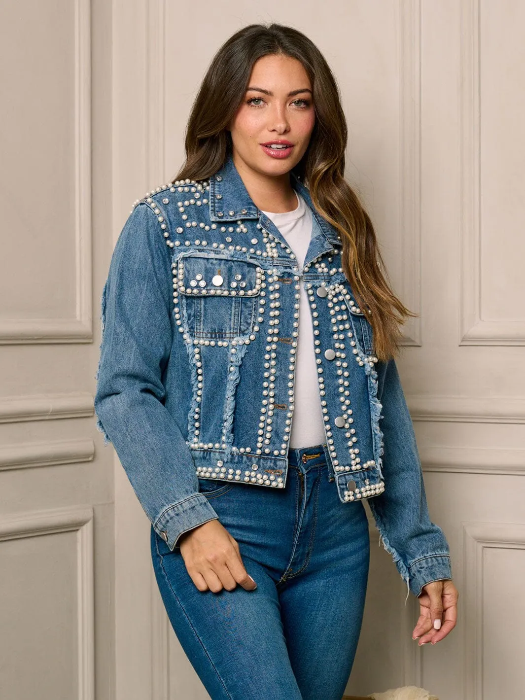 WOMEN'S LONG SLEEVE BUTTON UP PEARL DETAILED DENIM JACKET