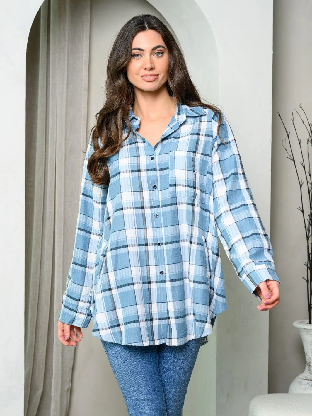 WOMEN'S LONG SLEEVE BUTTON UP PLAID SHIRT