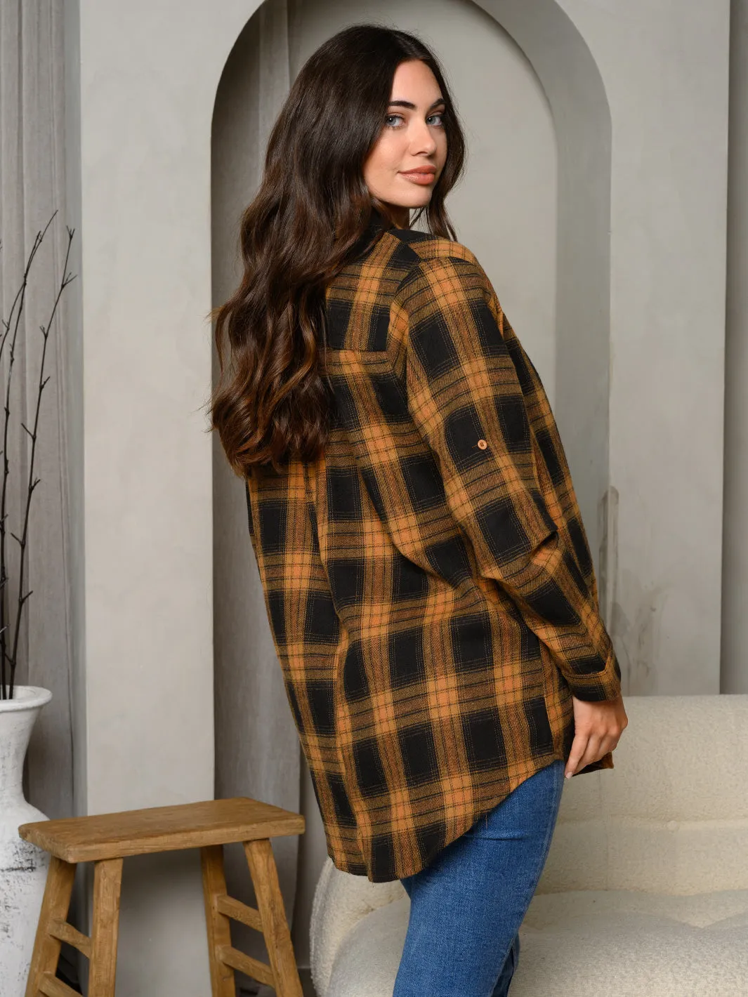 WOMEN'S LONG SLEEVE BUTTON UP PLAID TOP