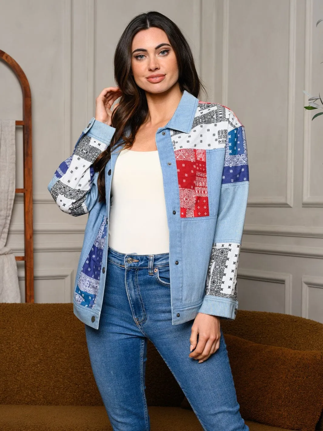 WOMEN'S LONG SLEEVE COLORBLOCK PATCH DENIM JACKET