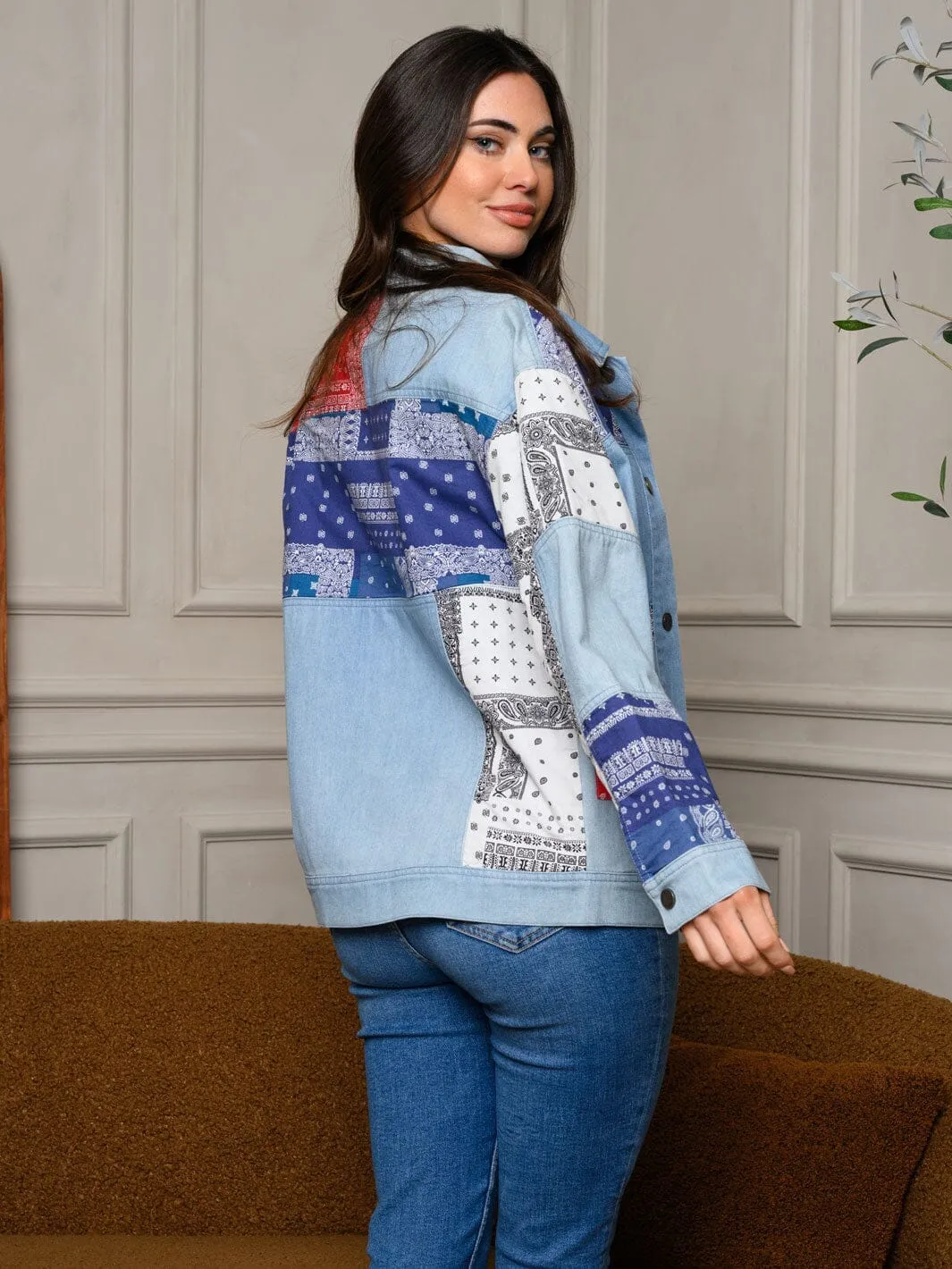 WOMEN'S LONG SLEEVE COLORBLOCK PATCH DENIM JACKET