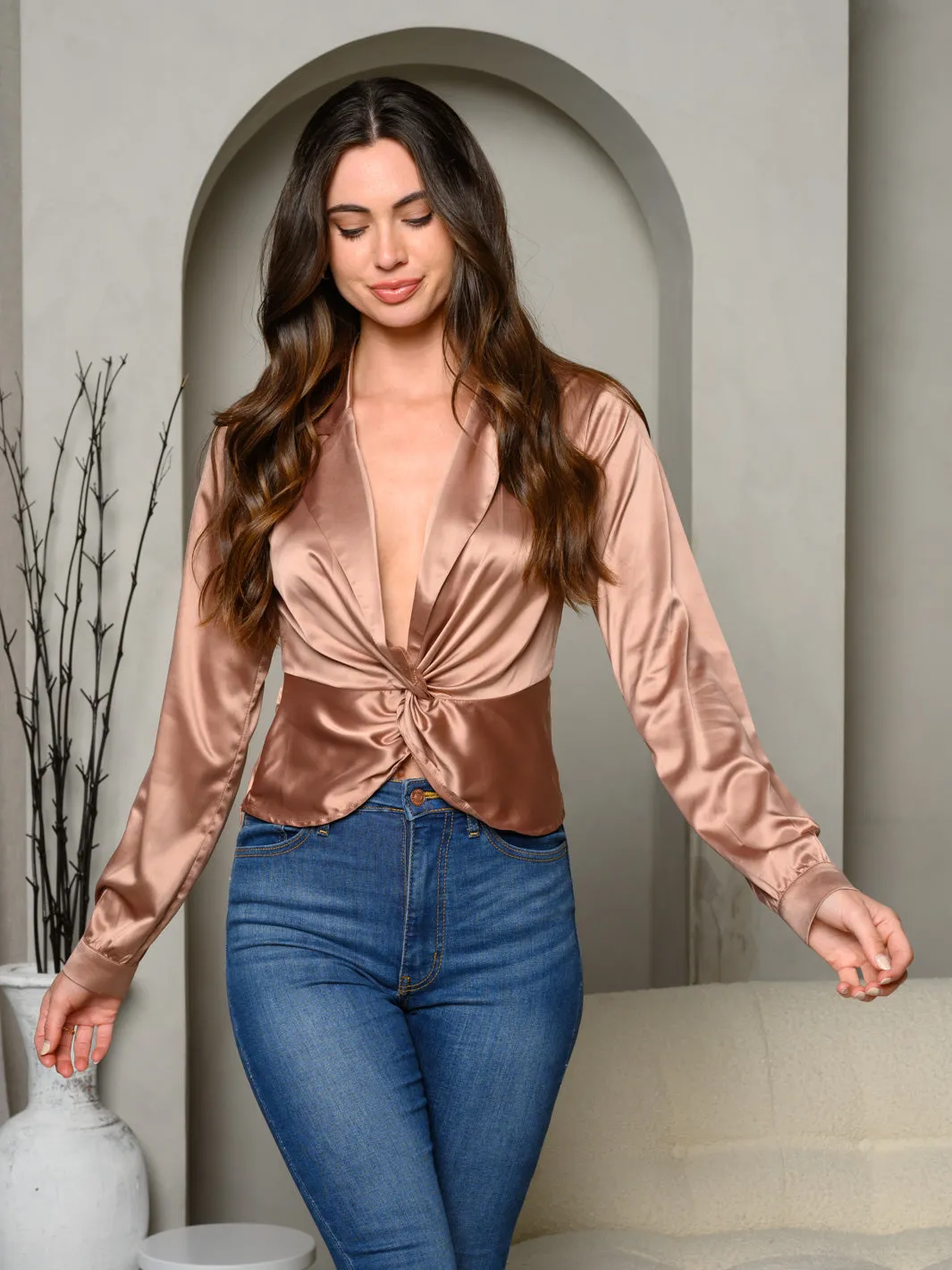 WOMEN'S LONG SLEEVE FRONT KNOT COLLAR BLOUSE TOP