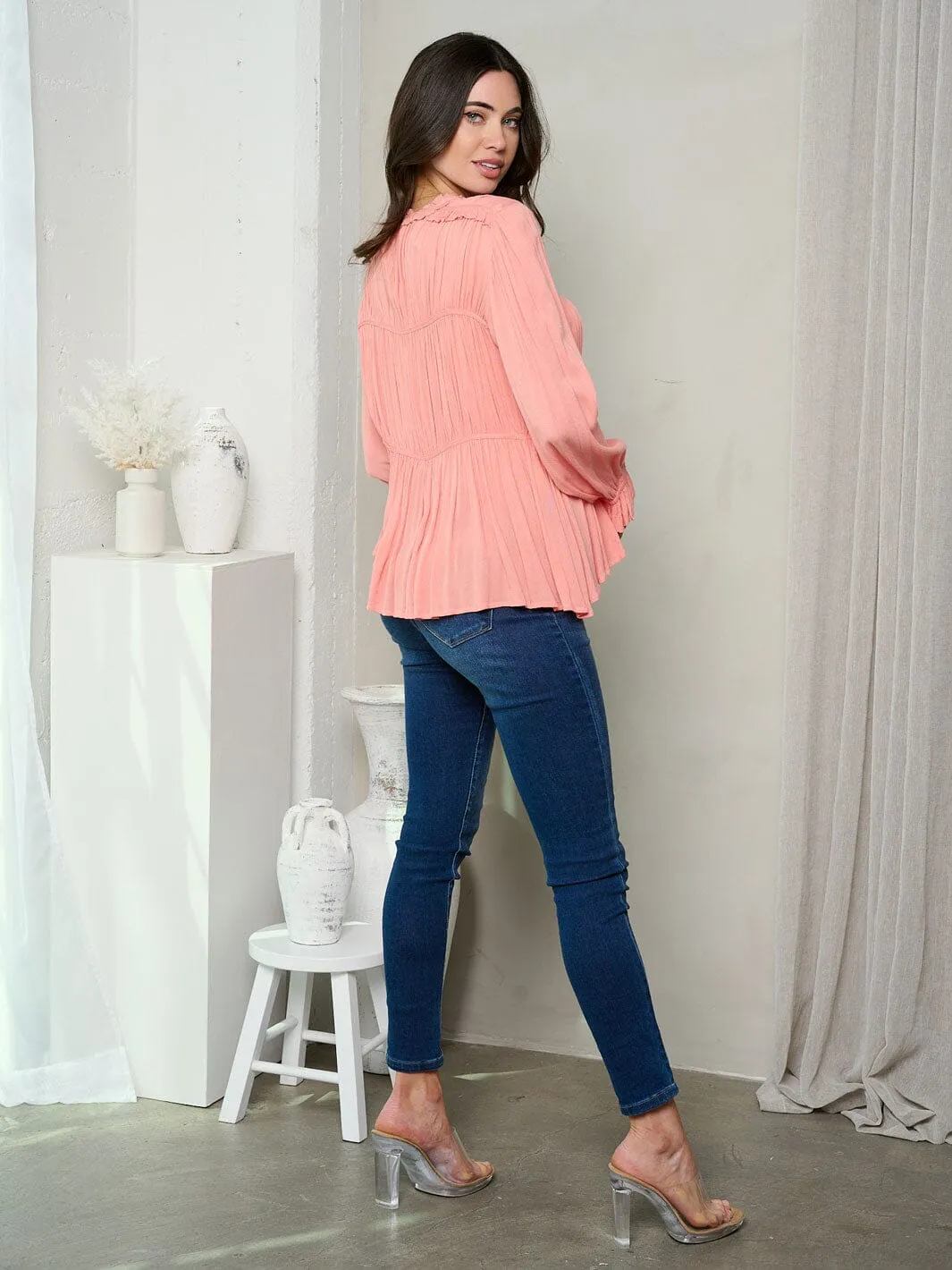 WOMEN'S LONG SLEEVE TIERED FRONT TIE TUNIC TOP