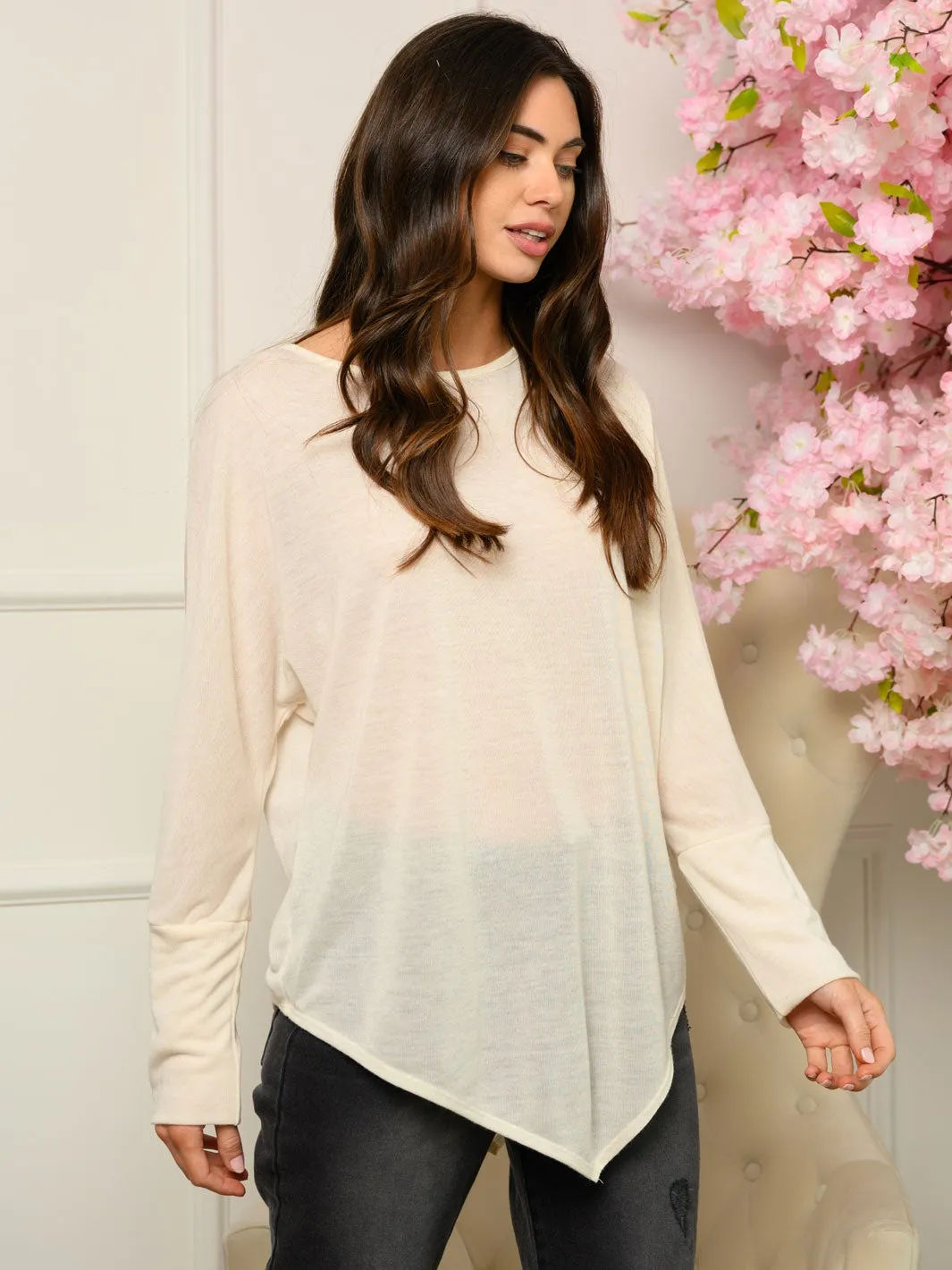 WOMEN'S LONG SLEEVE V CUT TOP
