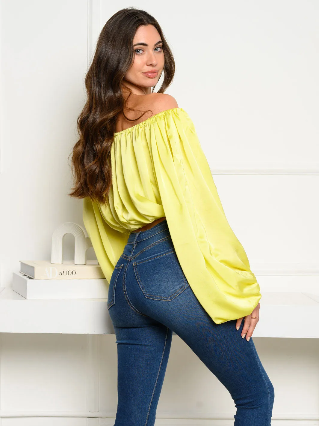 WOMEN'S LONG SLEEVEOFF SHOULDER TOP