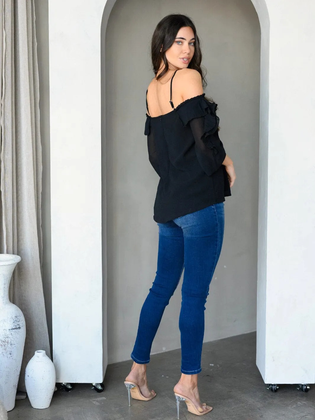WOMEN'S OFF SHOULDER RUFFLE 3/4" SLEEVE TOP