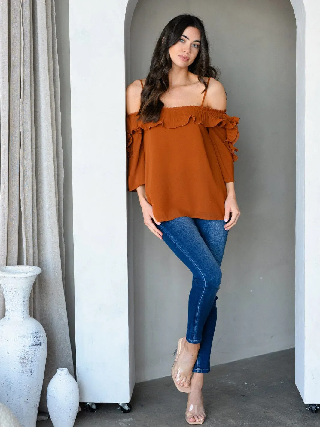 WOMEN'S OFF SHOULDER RUFFLE 3/4" SLEEVE TOP