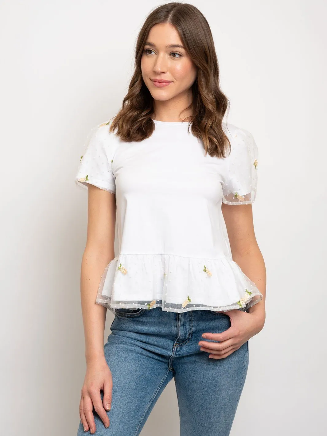 WOMEN'S RUFFLED SLEEVE W/ FLOWER SHEER DETAILED TOP