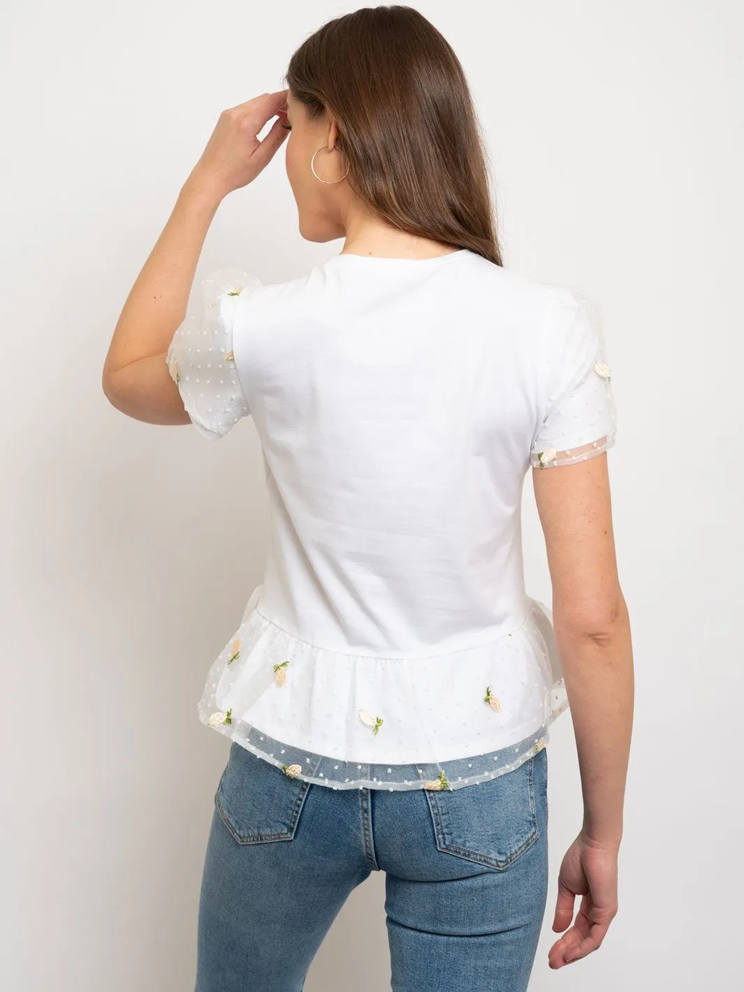 WOMEN'S RUFFLED SLEEVE W/ FLOWER SHEER DETAILED TOP