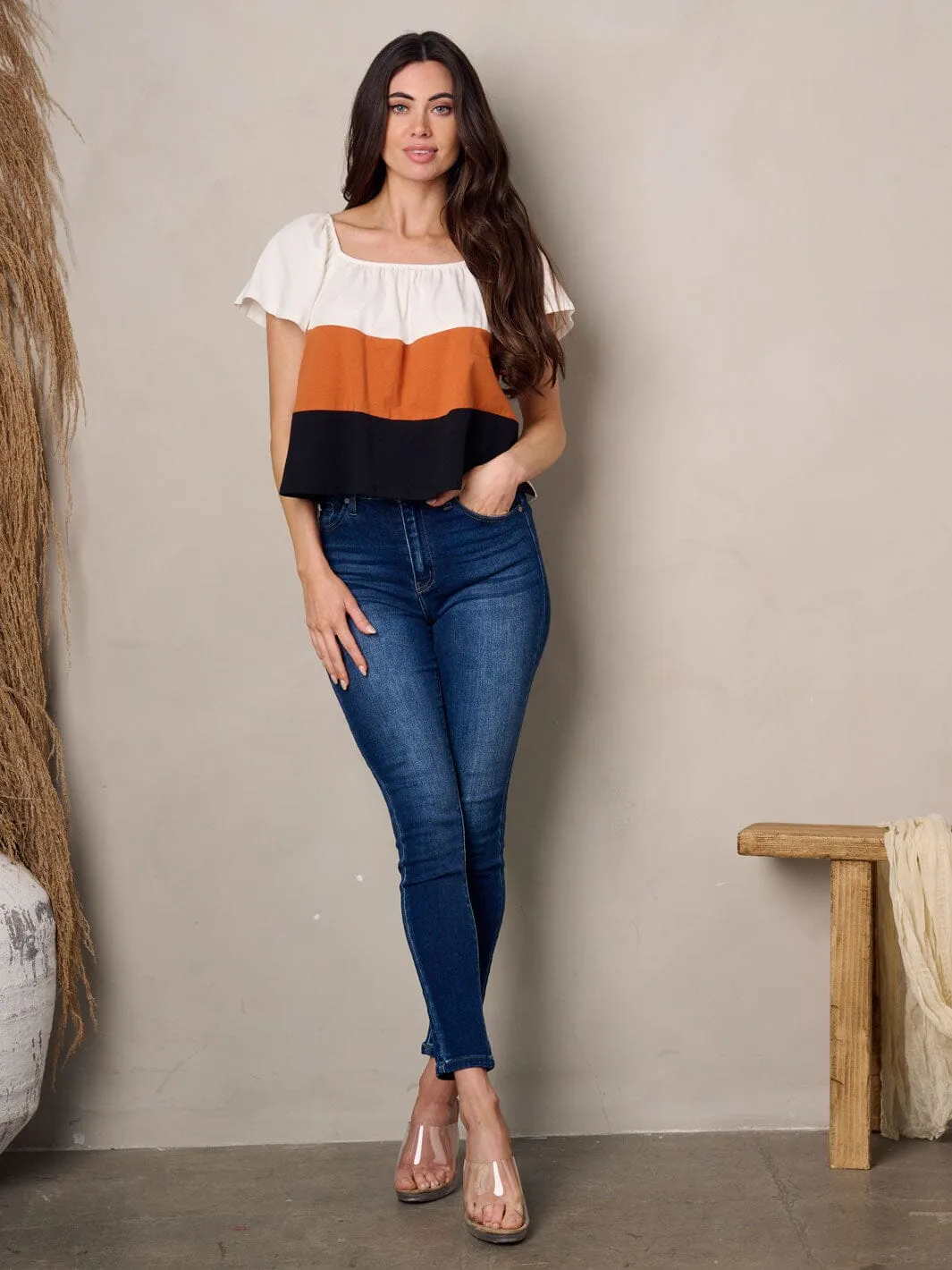WOMEN'S SHORT RUFFLE COLORBLOCK TUNIC TOP