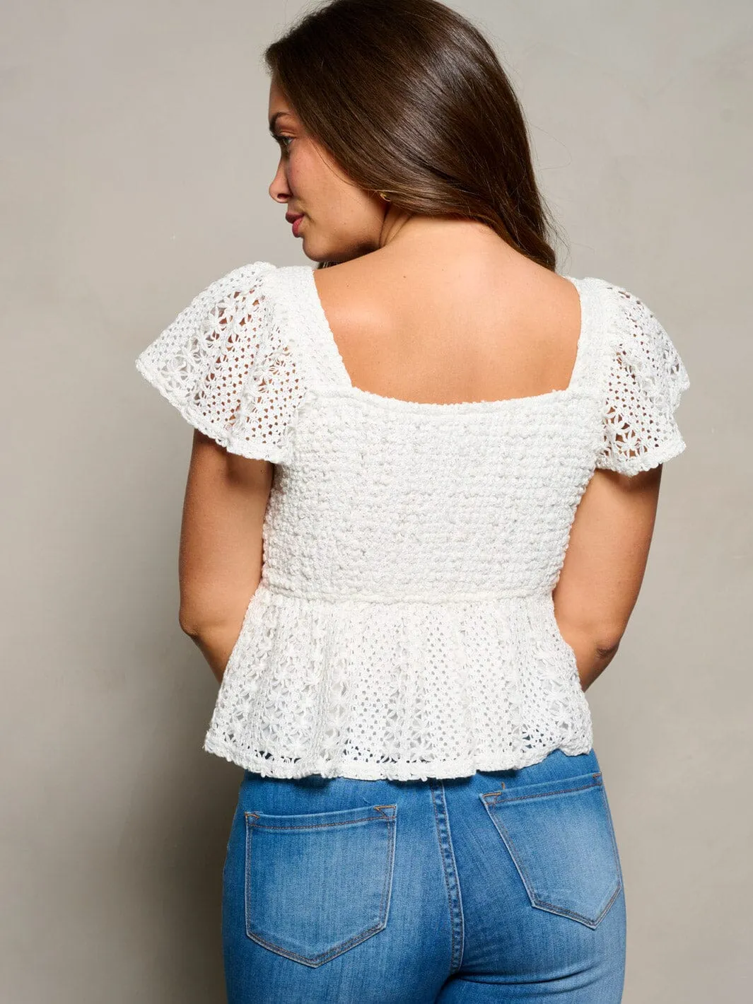WOMEN'S SHORT SLEEVE FRONT TWIST CROCHET PEPLUM TOP