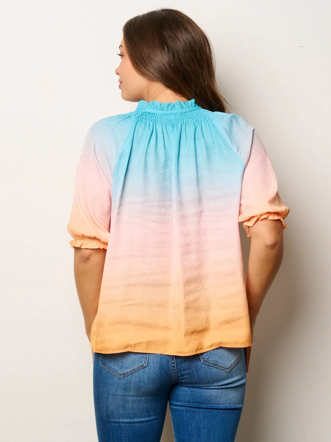 WOMEN'S SHORT SLEEVE MOCK NECK COLORBLOCK TUNIC TOP