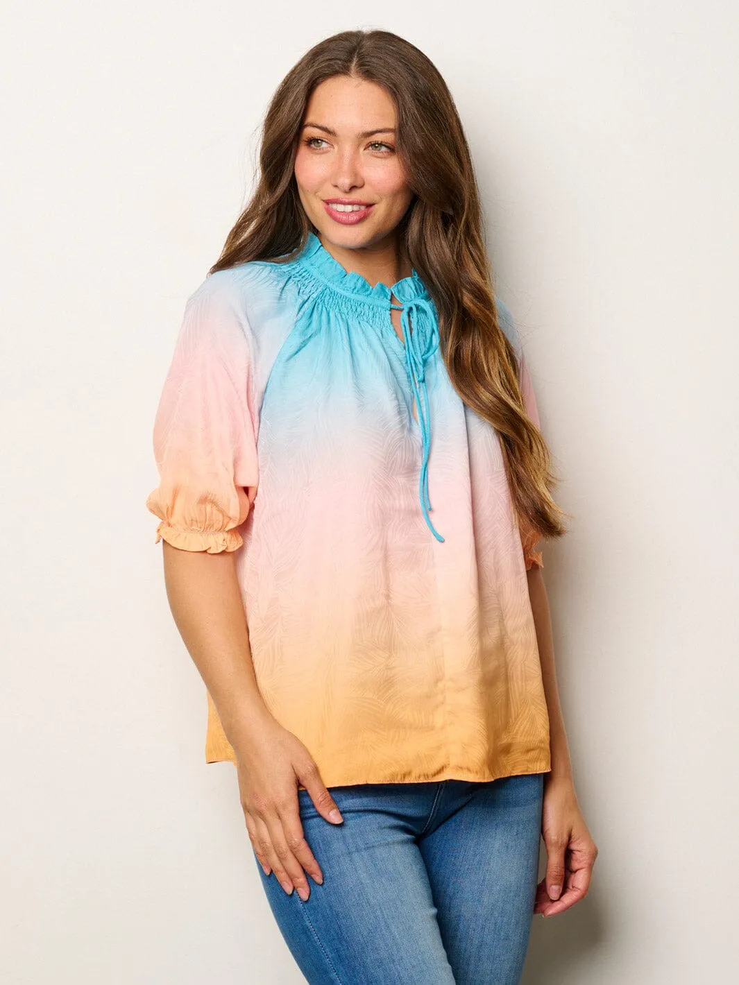 WOMEN'S SHORT SLEEVE MOCK NECK COLORBLOCK TUNIC TOP