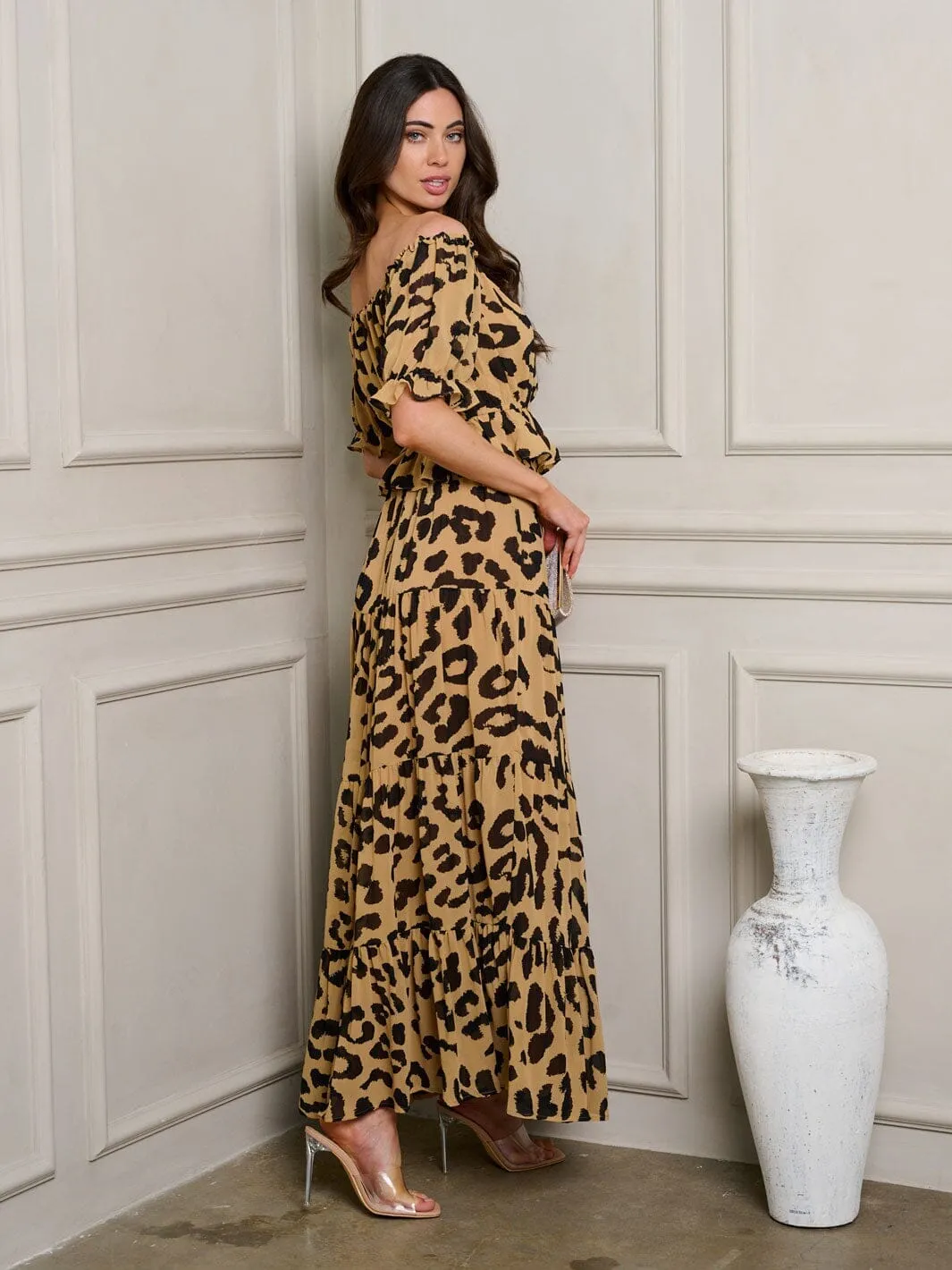 WOMEN'S SHORT SLEEVE PEPLUM ANIMAL PRINT TOP