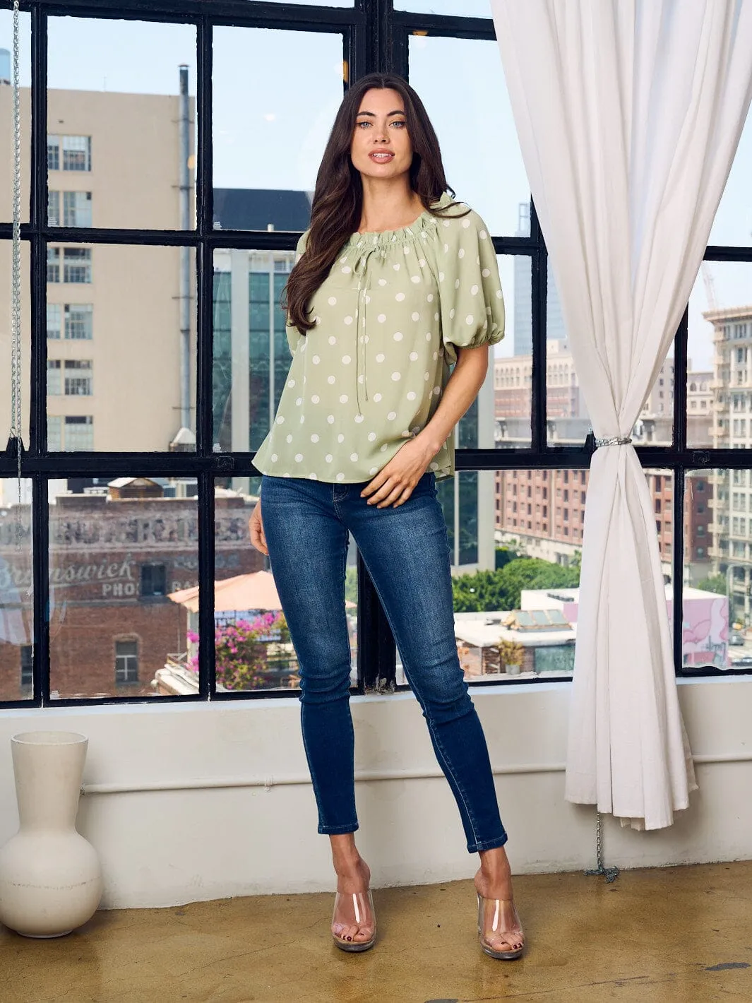 WOMEN'S SHORT SLEEVE POLKA DOTS TOP