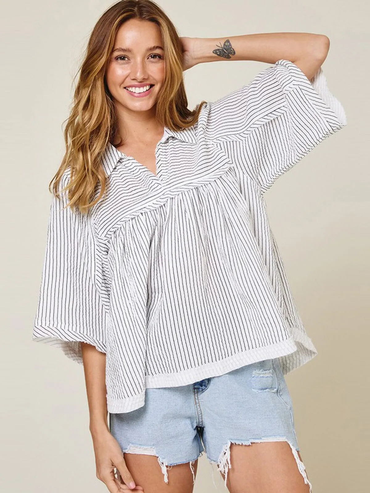 WOMEN'S SHORT SLEEVE V-NECK STRIPES TUNIC TOP