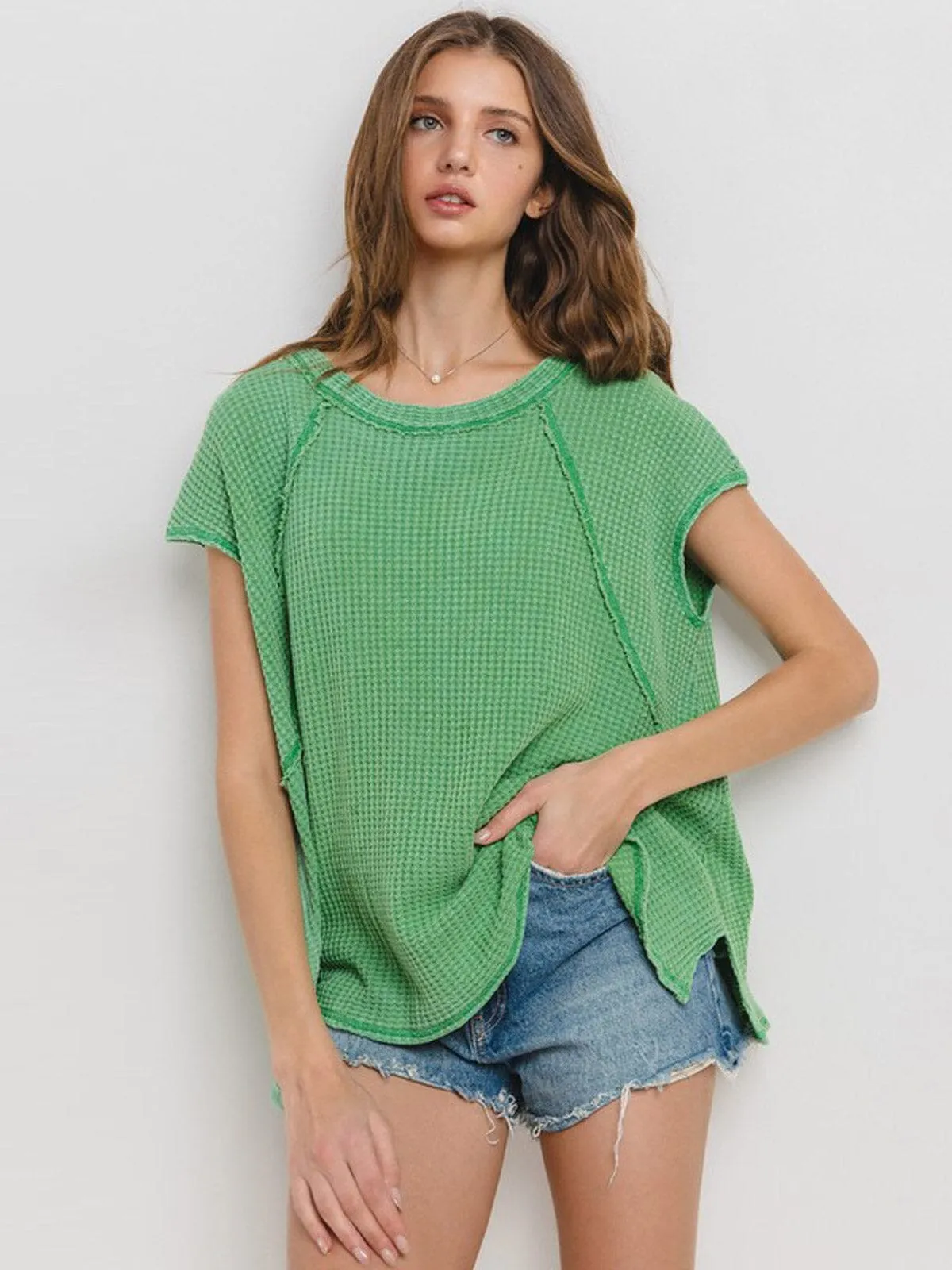 WOMEN'S SHORT SLEEVE WAFFLE PRINT TUNIC TOP