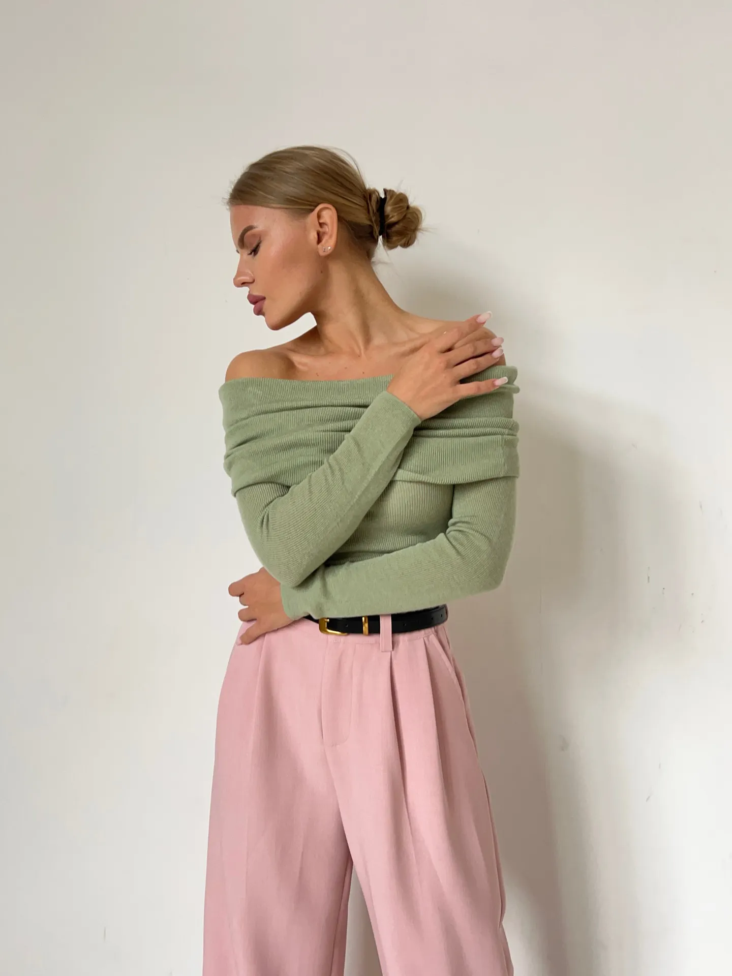 Women’s Stylish Off-Shoulder Knit Sweater with Long Sleeves